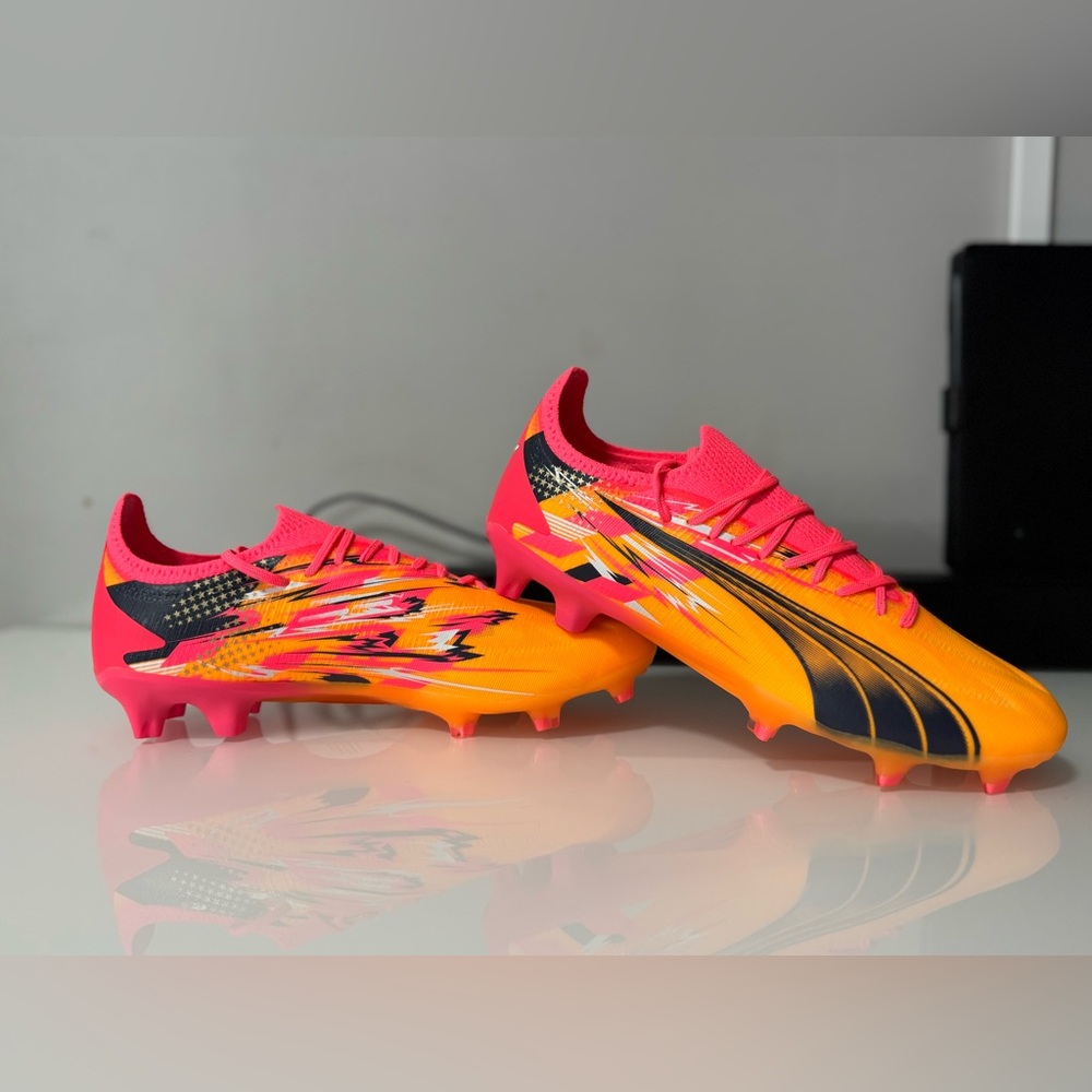 Puma Ultra Ultimate Christian Pulisic FG/AG Soccer Cleats 107961-01 Men’s Size 9
